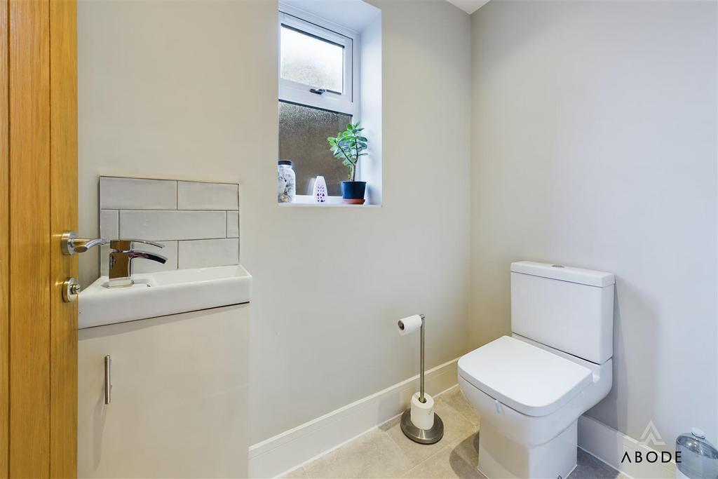 CAM03473 G0-PR0248-STILL017.jpg