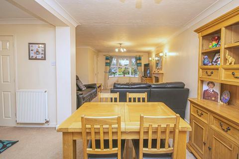 4 bedroom detached house for sale, Millbrook Way, Stoke-On-Trent ST10