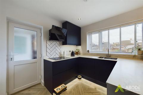 185 Calais Road, Burton-on-trent, DE13 0UN