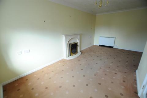 1 bedroom apartment for sale, Chatsworth Court, Ashbourne DE6