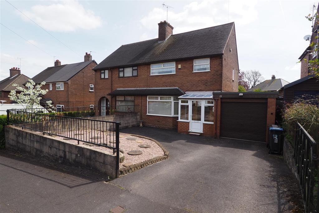 Saltersford Lane, Alton ST10 3 bed semidetached house for sale £225,000