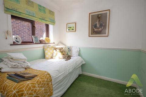 3 bedroom detached bungalow for sale, Castle View, Hatton DE65