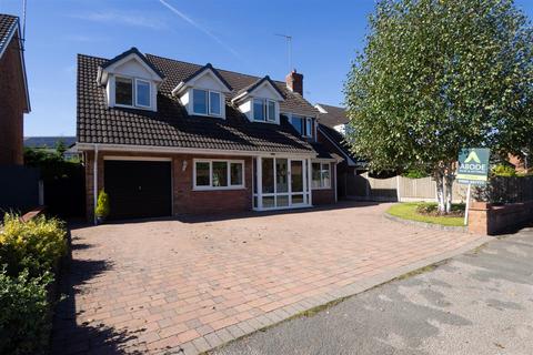 4 bedroom detached house for sale, Teanhurst Road, Tean ST10