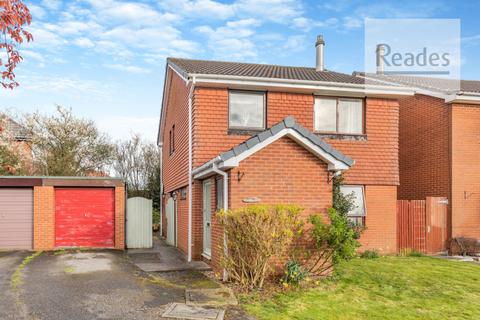 4 bedroom detached house for sale, Williams Close, Penyffordd CH4 0