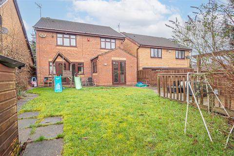 4 bedroom detached house for sale, Austin Close, Cheadle ST10