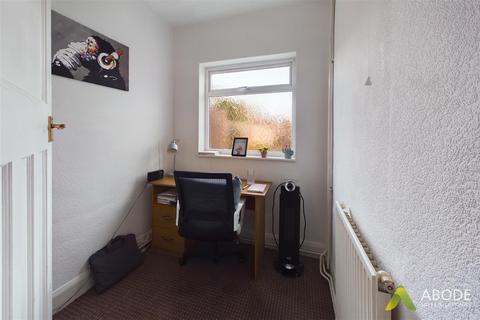 218 Calais Road, Burton-on-trent, DE13 0UP