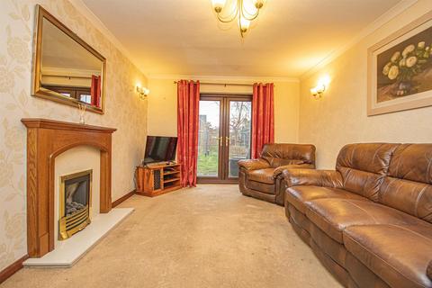 29 Heathfield Road, Uttoxeter, ST14 7JN