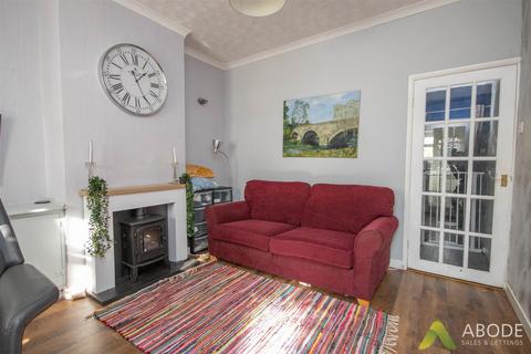 1 Forest Road, Burton-on-trent, DE13 9TW