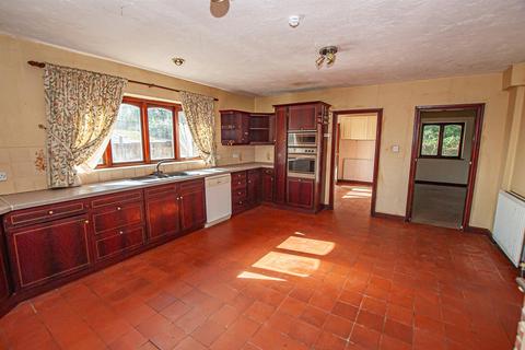 3 bedroom house for sale, Yoxall Road, Rugeley WS15