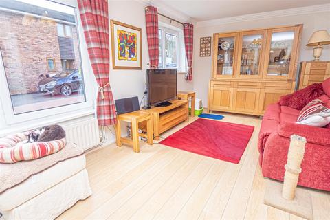 16 Carters Croft, Tean, Stoke-on-trent, ST10 4JB