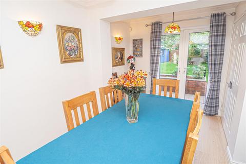 16 Carters Croft, Tean, Stoke-on-trent, ST10 4JB