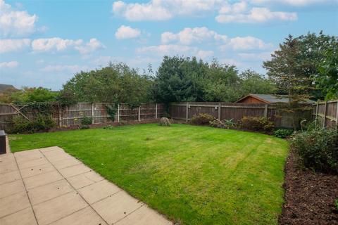 4 bedroom detached house for sale, Seasons Close, Uttoxeter ST14