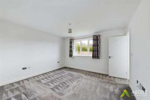 16 Bishop Close, Burton-on-trent, DE13 9EZ