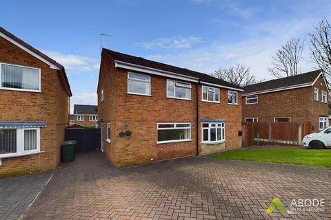 3 bedroom semi-detached house for sale, Tudor Way, Swadlincote DE11