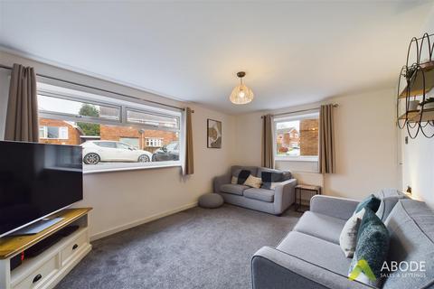 3 bedroom semi-detached house for sale, Tudor Way, Swadlincote DE11