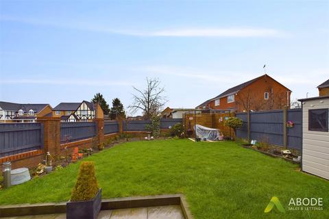 4 bedroom detached house for sale, Ratcliffe Avenue, Burton-On-Trent DE14