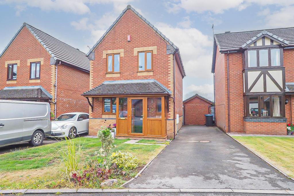The Sidings, Cheadle ST10 3 bed detached house - £243,000