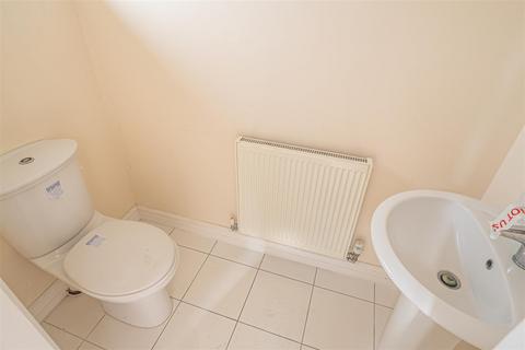 33 Doval Gardens, Tean, Stoke-on-trent, ST10 4EX