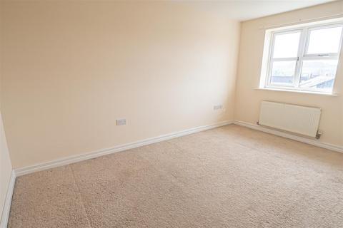 33 Doval Gardens, Tean, Stoke-on-trent, ST10 4EX