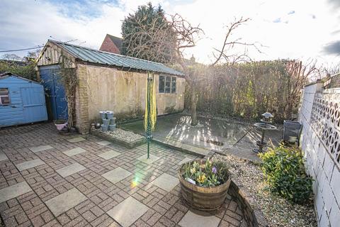 12 Dove Lane, Rocester, Uttoxeter, ST14 5LA