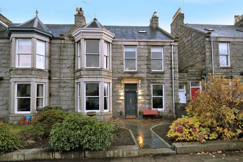 2 bedroom flat to rent, Beaconsfield Place, West End, Aberdeen, AB15