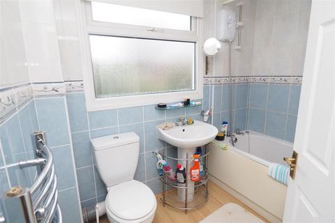 7 Tay Close, Cheadle, Stoke-on-trent, ST10 1TD