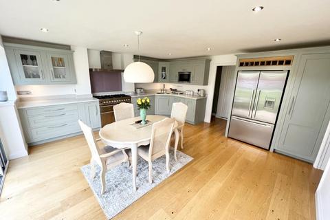 4 Spencer Close, Uttoxeter, ST14 8YA