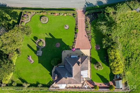 3 bedroom detached house for sale, Wood Lane, Burton on Trent DE13