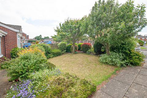 58 Kimberley Drive, Uttoxeter, ST14 7EH
