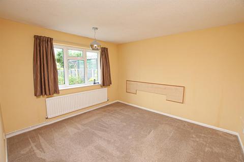 58 Kimberley Drive, Uttoxeter, ST14 7EH