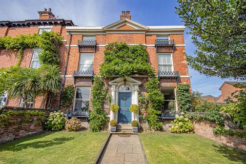 7 bedroom manor house for sale, Balance Street, Uttoxeter ST14