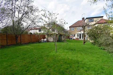 7 Burns Crescent, Chelmsford, CM2 0TS