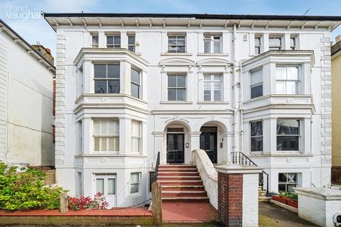 3 bedroom flat to rent, Ventnor Villas, Hove, East Sussex, BN3