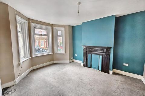 39 Linden Crescent, Folkestone, CT19 5SB