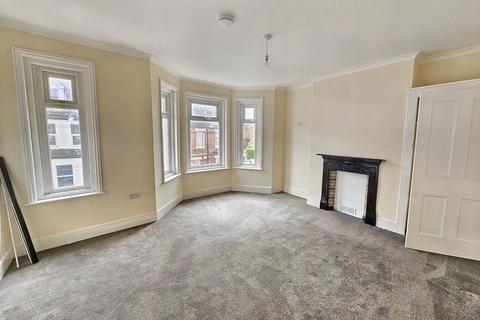 39 Linden Crescent, Folkestone, CT19 5SB