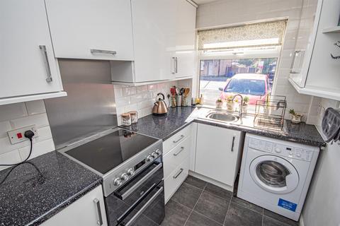14 Chaffinch Drive, Uttoxeter, ST14 8UE