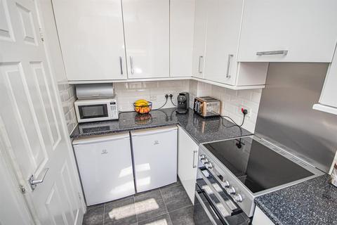 14 Chaffinch Drive, Uttoxeter, ST14 8UE