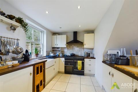 3 bedroom semi-detached house for sale, Newhall Road, Swadlincote DE11