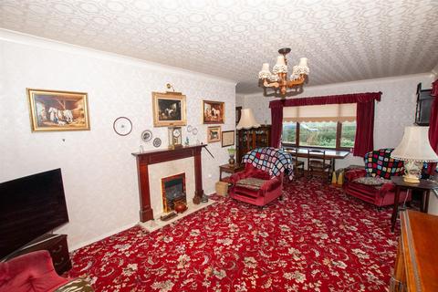3 bedroom detached bungalow for sale, Bushton Lane, Burton-On-Trent DE13