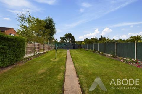 4 bedroom detached house for sale, Nene Close, Stretton DE13