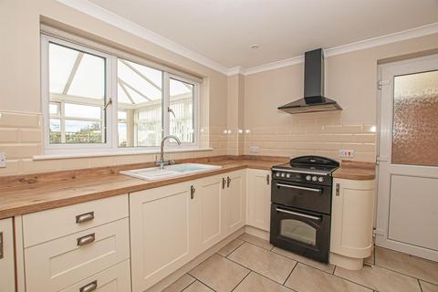 13 Narrow Lane, Denstone, Uttoxeter, ST14 5DR