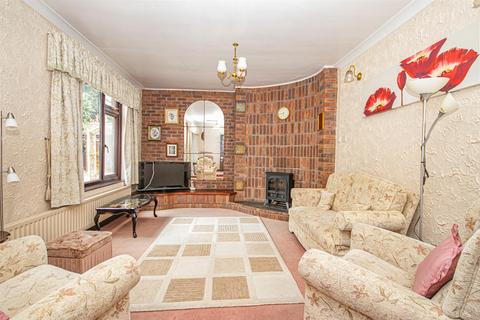 4 bedroom detached house for sale, Oak Road, Denstone ST14