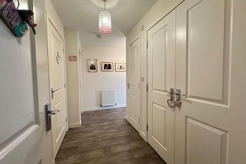8 Ashby Gardens, Hyde, SK14 3EY