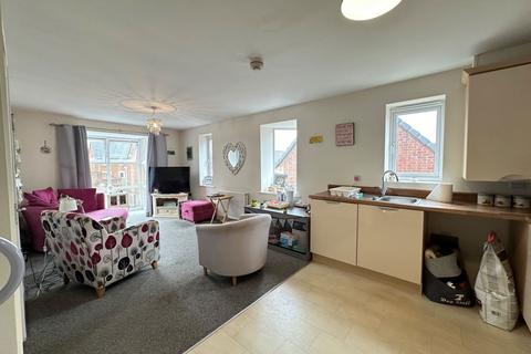 8 Ashby Gardens, Hyde, SK14 3EY