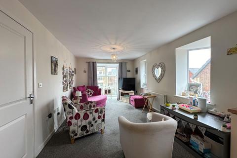 8 Ashby Gardens, Hyde, SK14 3EY