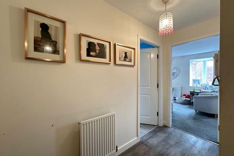8 Ashby Gardens, Hyde, SK14 3EY