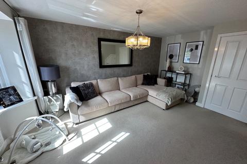 3 bedroom semi-detached house for sale, Bennett Close, Hugglescote, Coalville, Leicestershire, LE67