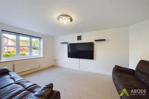 14 Cascade Close, Burton-on-trent, DE14 1DX