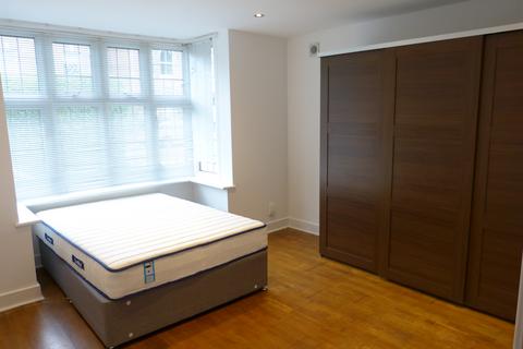 1 bedroom flat to rent, Lichfield Grove, London, N3