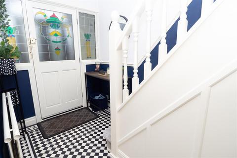 214 Birches Head Road, Stoke-on-trent, ST1 6NA